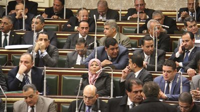 مجلس النواب يوجه تحية للسيسي بعد افتتاح مسجد وكنيسة العاصمة الإدارية