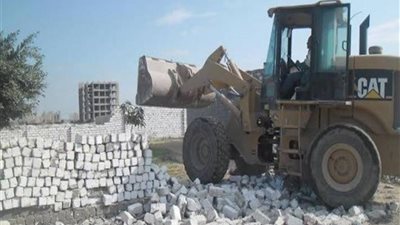 «استرداد الأراضي»: إزالة تعديات على ٣٠ ألف فدان و٧٥٠ ألف متر