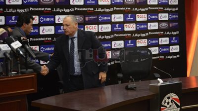 جلسة وزير الرياضة وأبو ريدة تحسم مدير أمم أفريقيا