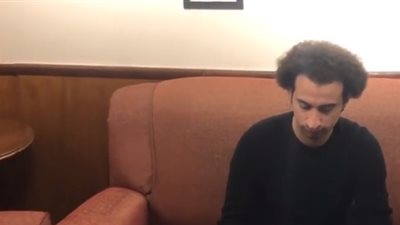 علي ربيع يعزف على الأورج بطريقة مجدي شطة: «انتظروني أنا مش جاي»