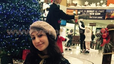 «بوسي» تحتفل بالكريسماس في مطار بيروت