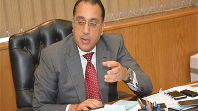 مدبولي: انتهاء النهر الأخضر وحديقته بالعاصمة الإدارية يونيو 2020