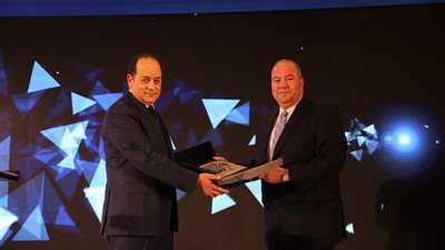 التحول الرقمي يمنح قطاع الطاقة فرصا استثمارية بقيمة ١.٦ تريليون دولار (صور)