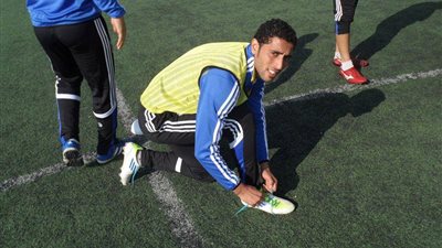 لاعب الرجاء يهدى الصعود لـ