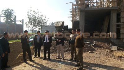 بالصور.. إقالة مدير جمعية زراعية ومسئول بـ«حماية الأراضي» في الشرقية