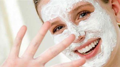 ماسك الليمون واللبن لتفتيح ونضارة البشرة