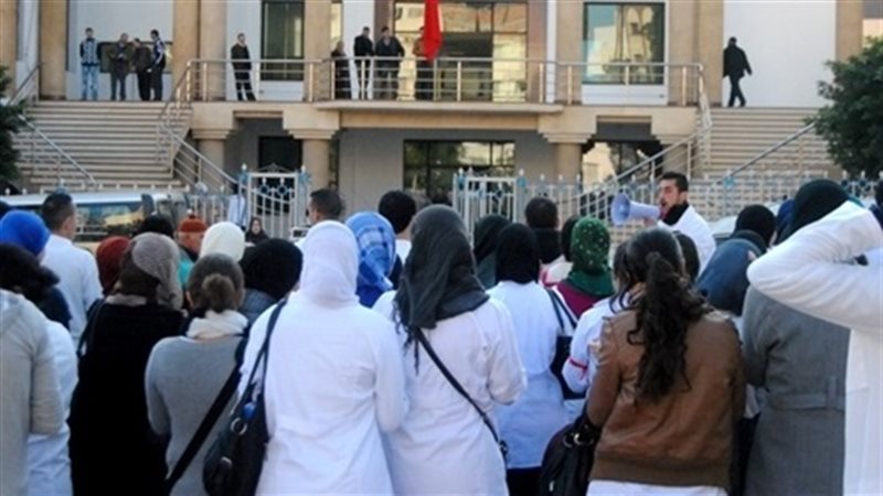 وقفة احتجاجية لممرضين
