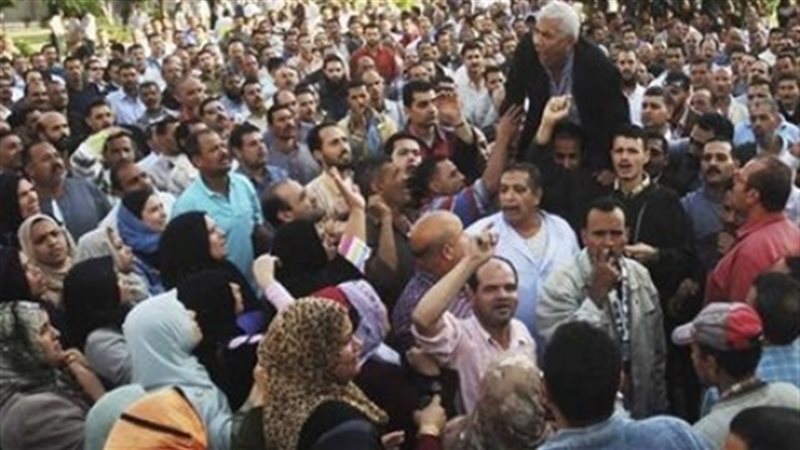 إضراب عمال الغزل