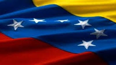 سفير فنزويلا يطالب بالتظاهر أمام سفارة بلاده بالقاهرة!