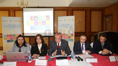 محافظ قنا يشارك في ورشة عمل توطين أهداف التنمية المستدامة (صور)