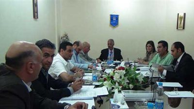 اجتماع «الجبلاية» يتجاهل فضيحة «الأوليمبي».. المجلس يتبرأ ويعلن: صرفنا 15 مليونًا لبنائه.. «عبد الفتاح» ينهى أزمة الحكام.. «لهيطة» يركز على المرتبات.. و«ال