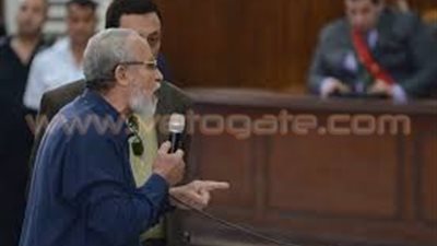 مذيعة قناة النيل تتسبب في وقف النطق بالحكم بـ