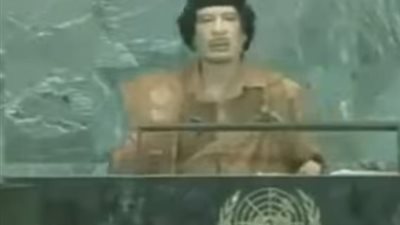 بالفيديو.. مواقف مضحكة لن ينساها التاريخ لبعض زعماء العالم.. مبارك: كبّر مخك.. مرسي: 56734 قاعدين في حارة مزنوقة.. والرئيس الأفغاني يرفع نظيره الإيراني من على الأرض.. وطائر يتبول على فلاديمير بوتين