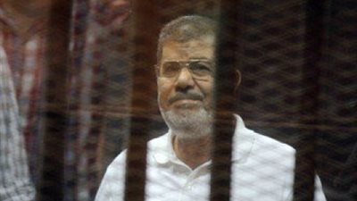 رفع جلسة محاكمة المعزول وآخرين في 