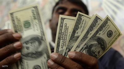 ننشر أسعار الدولار مقابل العملات العربية والأجنبية