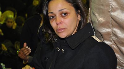 داليا البحيري تتجاوز أحزان رحيل والد ابنتها في 