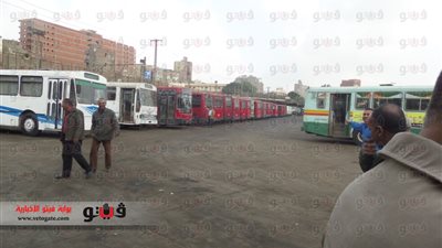 بالصور.. إضراب العاملين بجراج «فم الخليج» في المعادي لتطبيق الحد الأدنى للأجور