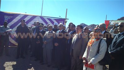 بالصور.. وزير الثقافة و«فودة» يقدمان التهانى لمطران سانت كاترين