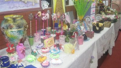 معرض للمشغولات اليدوية بمعسكر القوات الدولية بالجورة