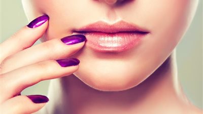 نصائح لمنح الشفاه الصغيرة حجما أكبر