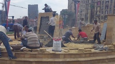 وصول المتهمين في تحطيم النصب التذكاري إلي محكمة جنوب القاهرة