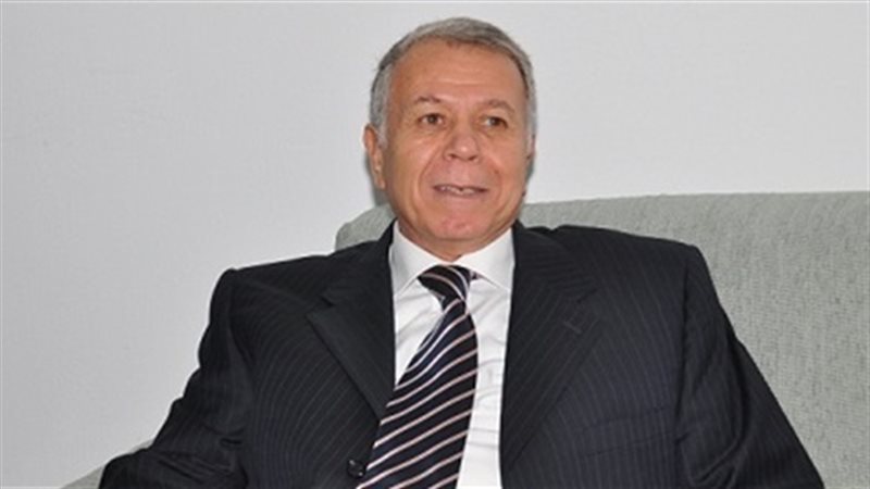  حسن حمدى رئيس النادي