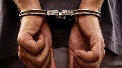 ضبط عاطل انتحل صفة ضابط شرطة بالشيخ زايد