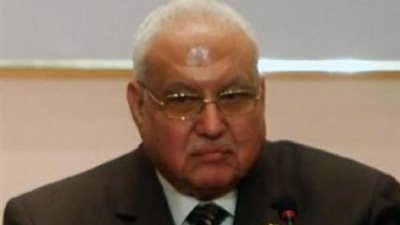 قاضي التحقيق يستمع إلى مقدمي بلاغات إهانة القضاة