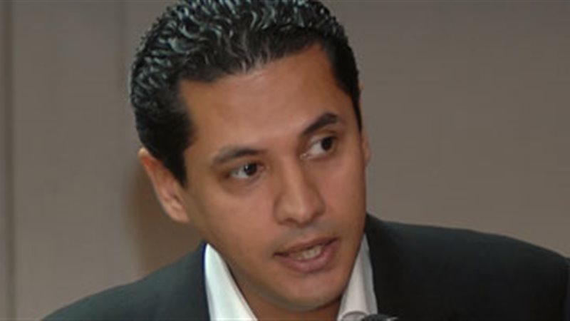 الشاعر عبد الرحمن