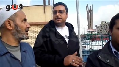 بالفيديو .. عامل بالنقل العام: الحكومة تعاملنا على أننا لقطاء