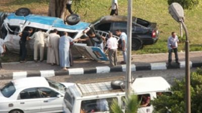 مصرع وإصابة 7 في انقلاب سيارة بسوهاج