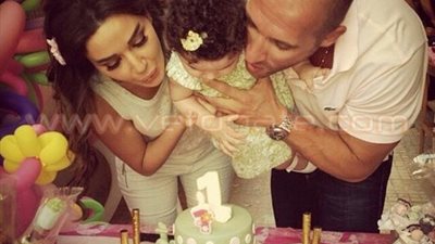 سيرين عبد النور تحتفل بعيد ميلاد ابنتها الأول