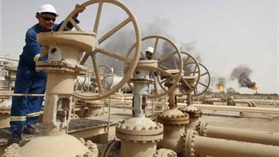 هبوط إيرادات اليمن من صادرات النفط 35.5% في 10 أشهر