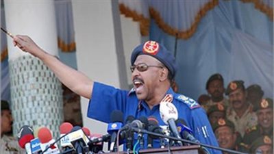 صحيفة سودانية: قائد حرس الحدود المصري يزور الخرطوم قريبًا