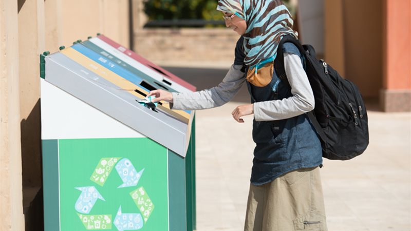 اماكن القمامة بالجامعة