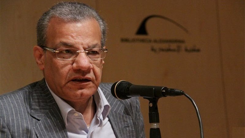  الإعلامي عادل حمودة