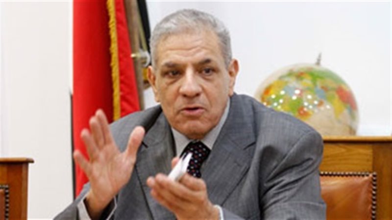 وزير الإسكان المهندس