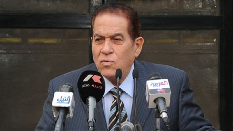 الدكتور كمال الجنزورى