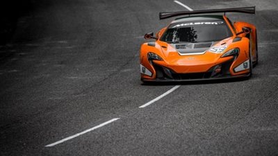 «ماكلارين جي تي» تؤكد مشاركتها بسيارتين في سباق «مرسي ياس»