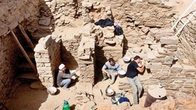بعثة الآثار الفرنسية تنهى عملها بالوادى الجديد