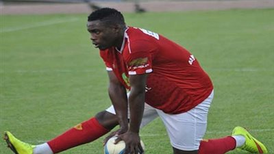 ثلاثي الأهلي يشارك في التدريبات الجماعية استعدادًا لـ«سموحة»