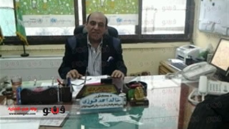  الدكتور خالد أحمد،
