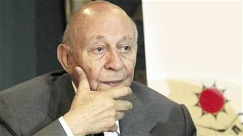 محمد فائق رئيس المجلس