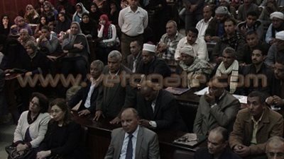 بالصور.. محافظ قنا يلتقي مزارعي قصب السكر لبحث مشاكلهم