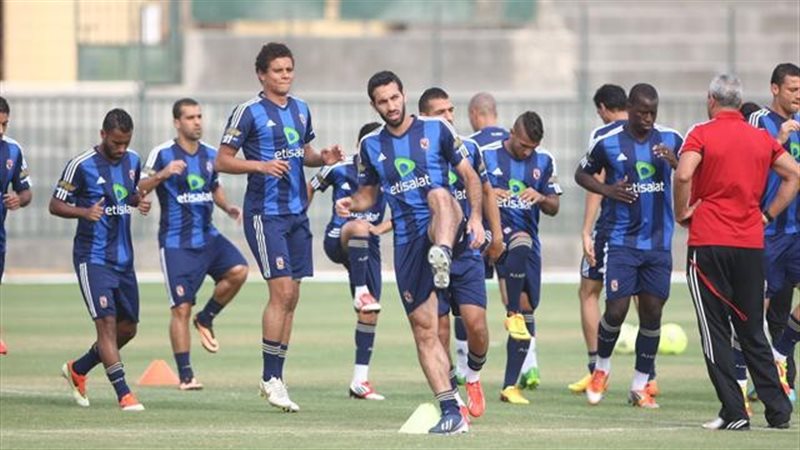 احدى تدريبات فريق