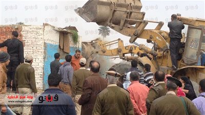 بالصور.. حملة لإزالة التعديات على أملاك الدولة بـ