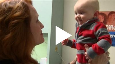 بالفيديو.. ولادة طفل مدمن على المخدرات بسبب والدته