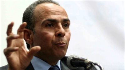 «السيد النجار»: «الببلاوي» تعرض لضغوط كبيرة لتطبيق الحد الأدنى للأجور