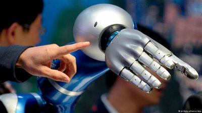 تركيب «يد خارقة» لطفل أمريكي في عيد ميلاده