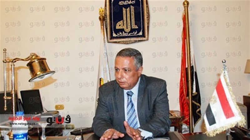 الدكتور محمود أبو